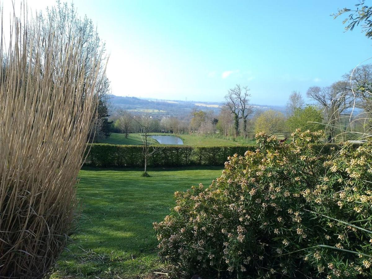 Gite Montabot Exterior foto