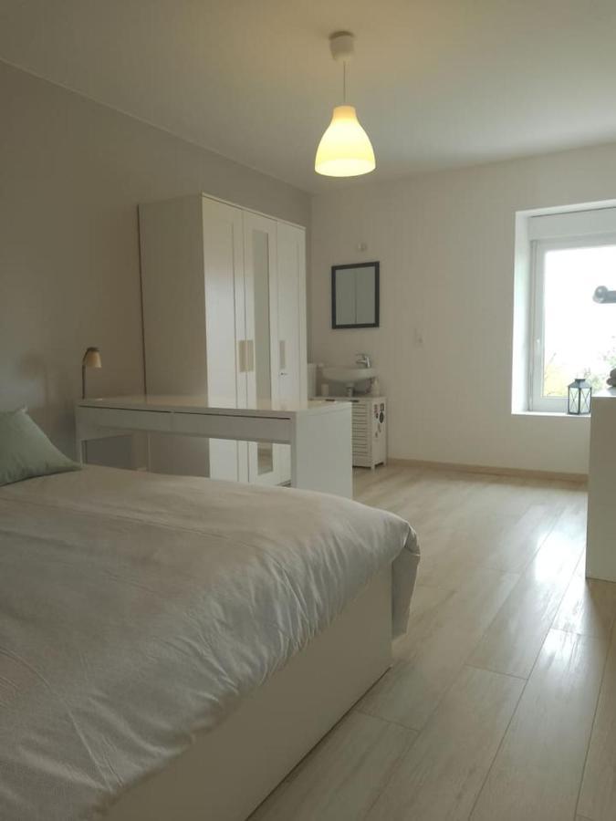 Gite Montabot Exterior foto